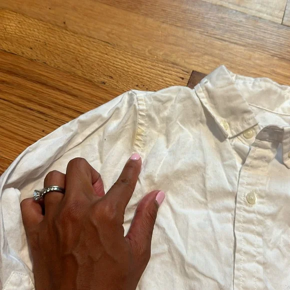 Button down - Picture 3 of 4